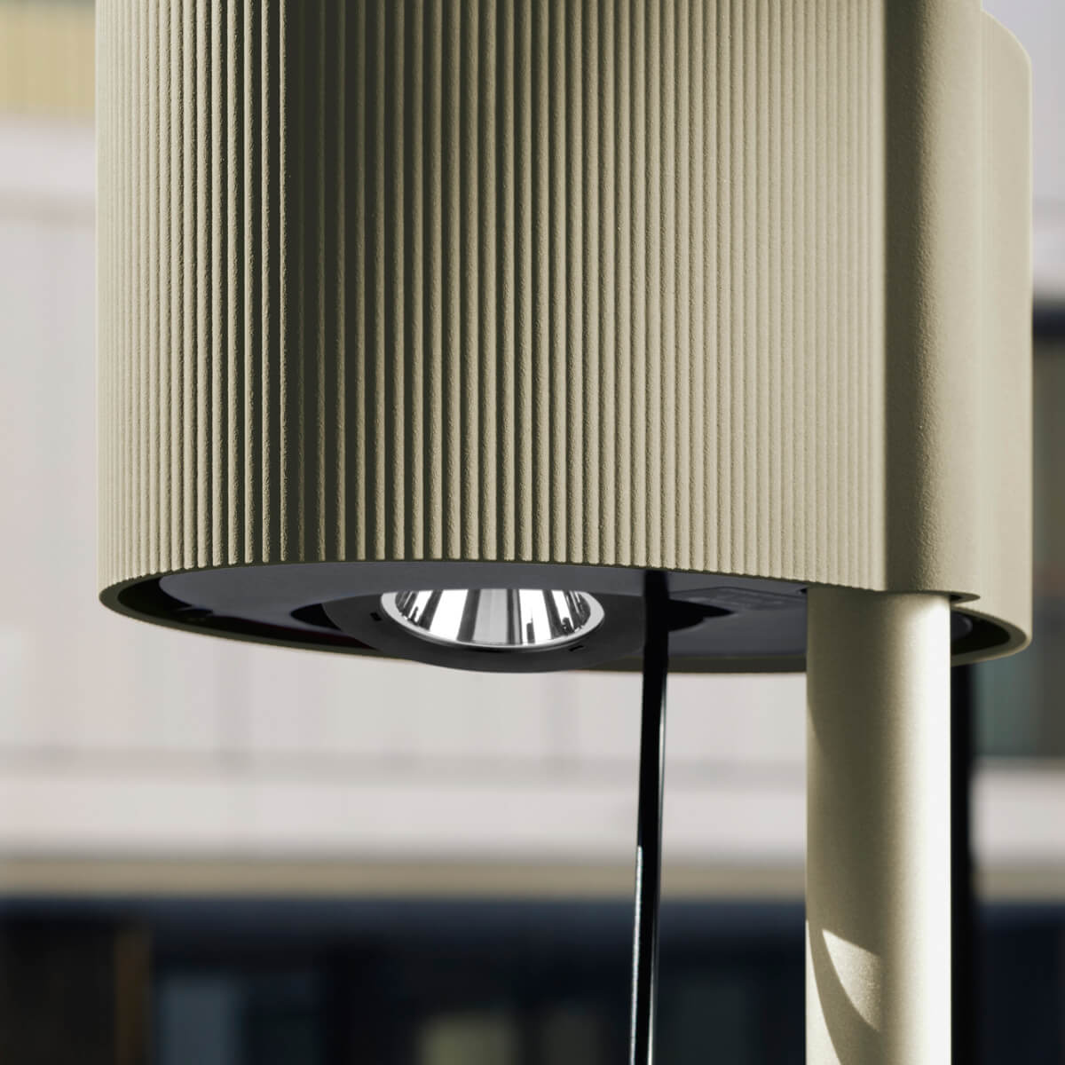 Belux Diogenes LED Stehleuchte, goldgrau