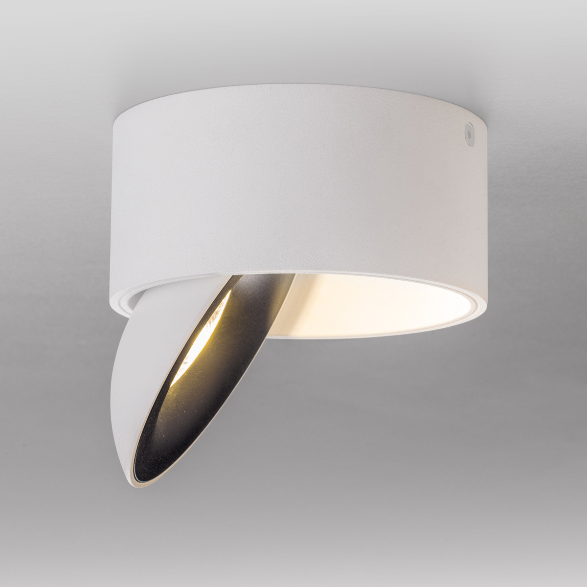 LupiaLicht Saturn LED Deckenstrahler, 3000 K, weiß, Innenreflektor schwarz