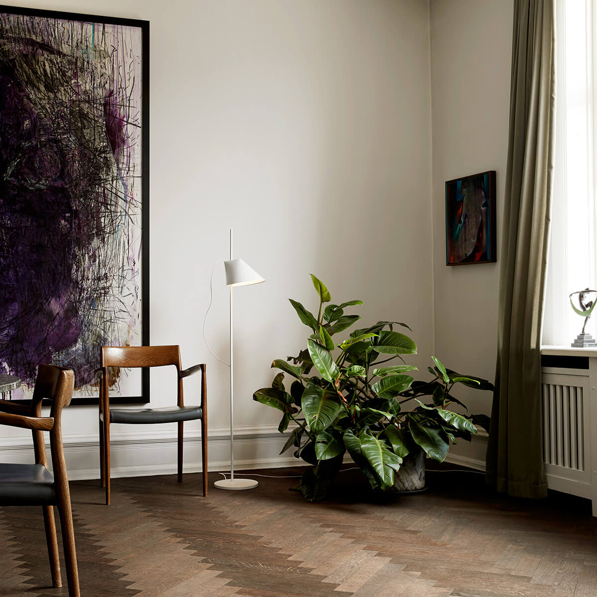 Louis Poulsen Yuh LED Stehleuchte, weiß