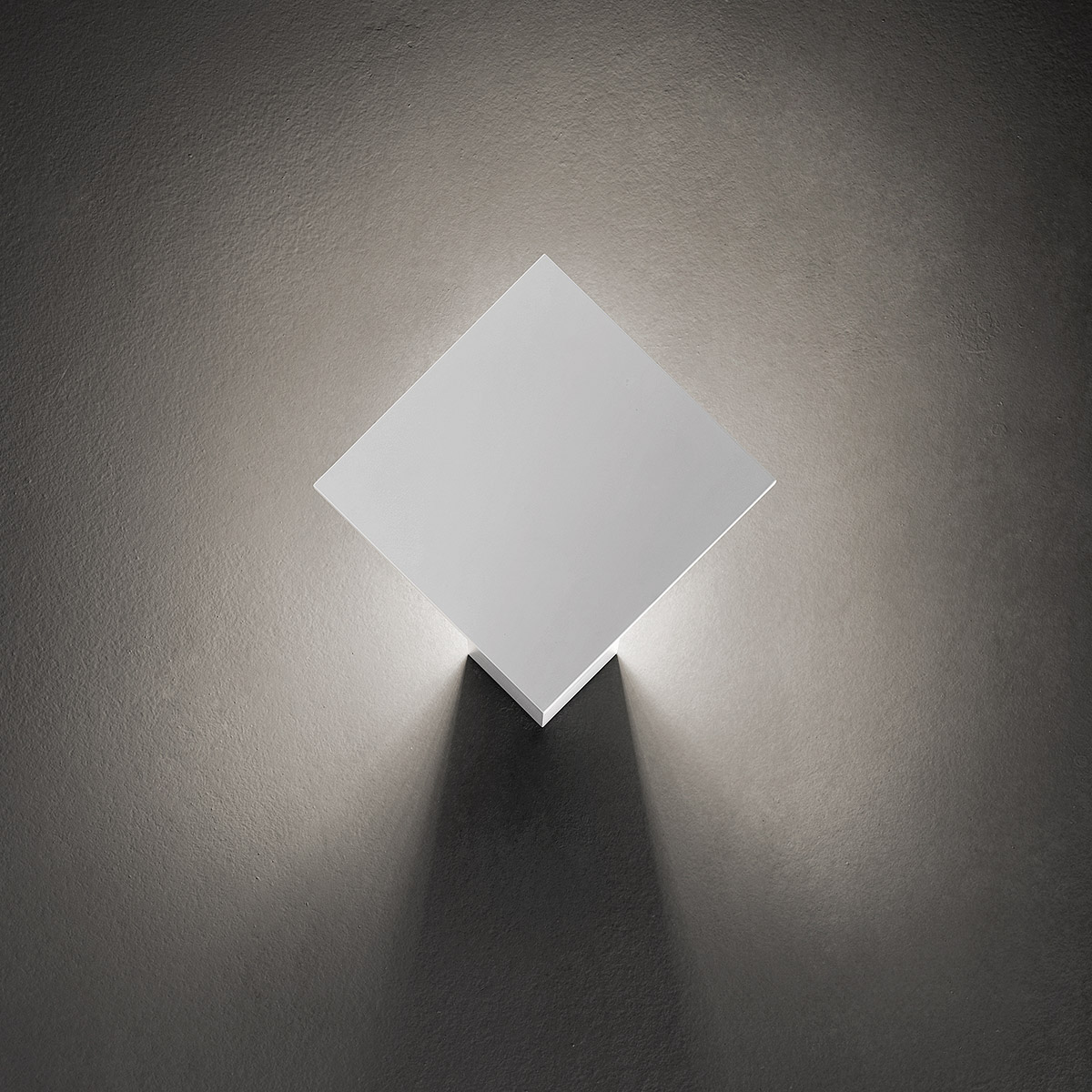 Lodes Puzzle Single Square LED Wand- / Deckenleuchte, weiß matt