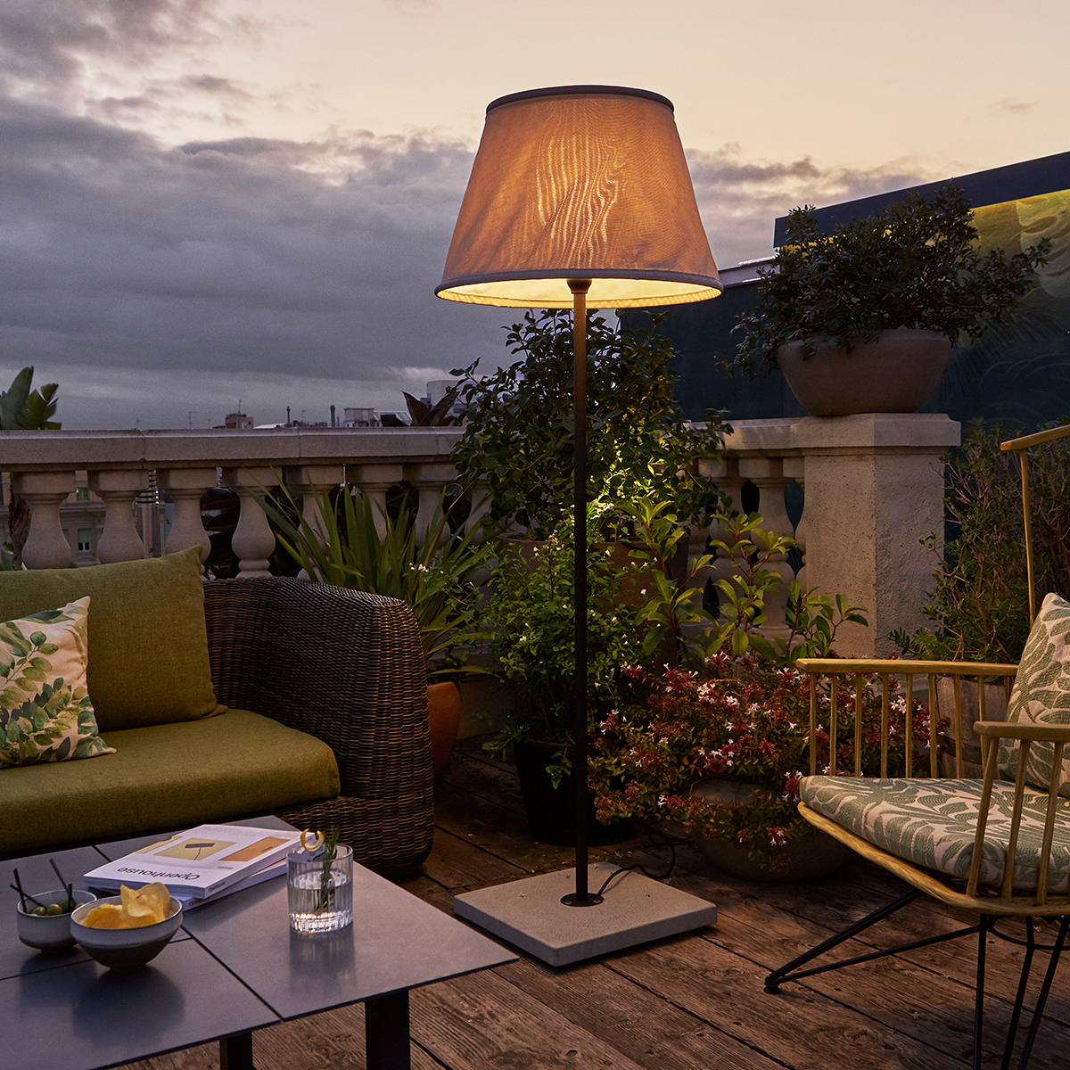 Marset TXL 2019 170 Stehleuchte, beige