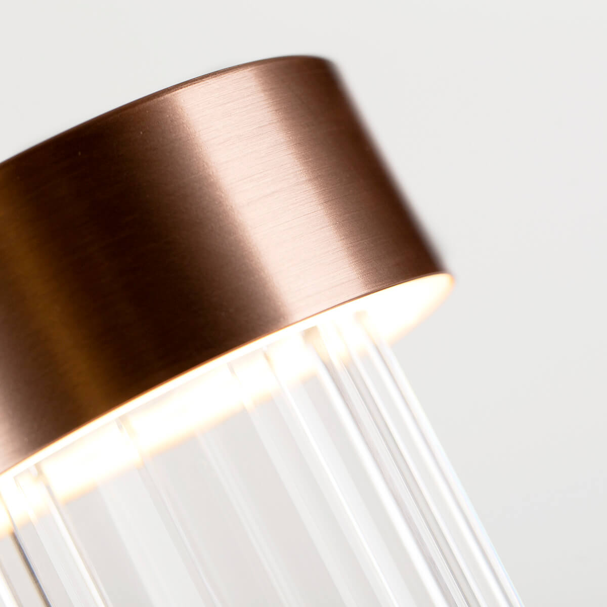 Flos Last Order Fluted LED Akkuleuchte, Satin Kupfer (©Leuchtenland.com)