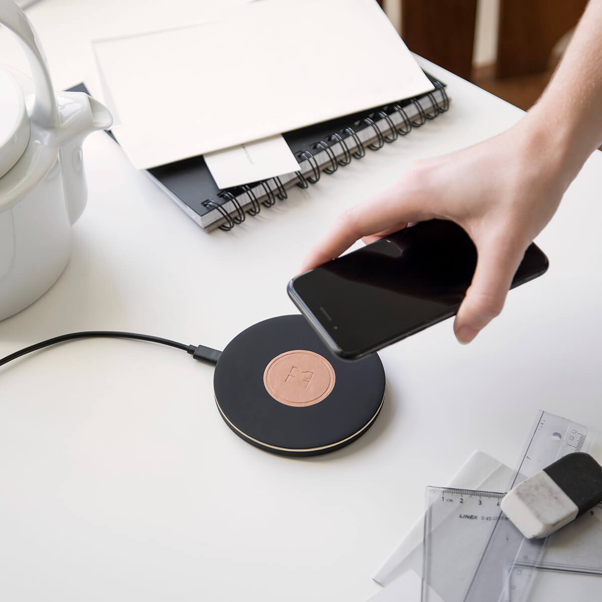 Kreafunk wiCHARGE II Wireless Qi-Ladegerät, schwarz