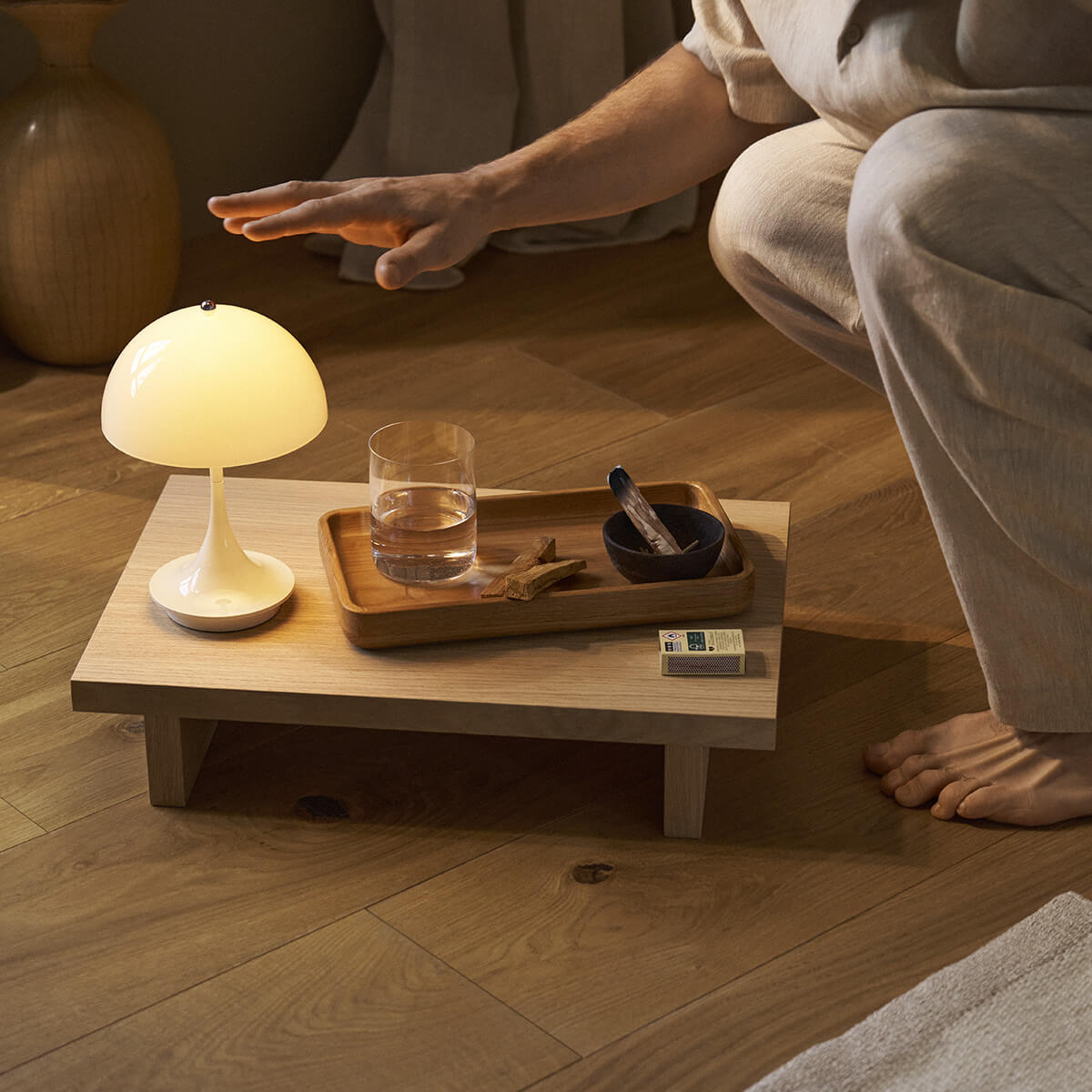 Louis Poulsen Panthella 160 Portable V3 LED Akkuleuchte, opal beige – Design by Verner Panton