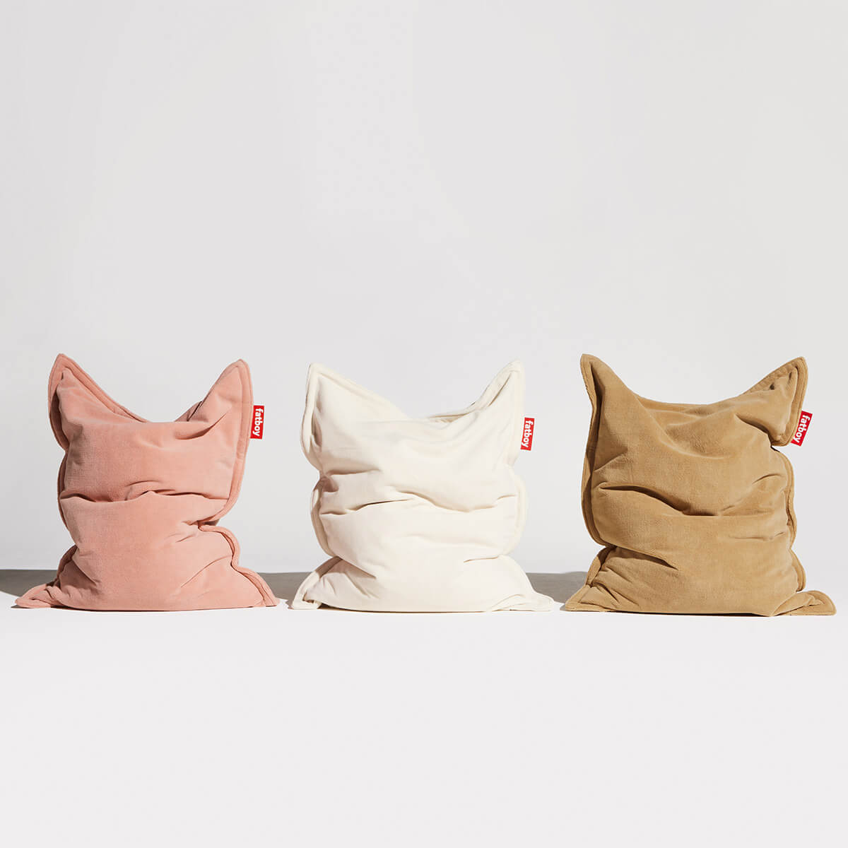 Fatboy Original Slim Teddy Sitzsack, Cheeky Pink (rosa), off-white (cremeweiß) und latte (braun)