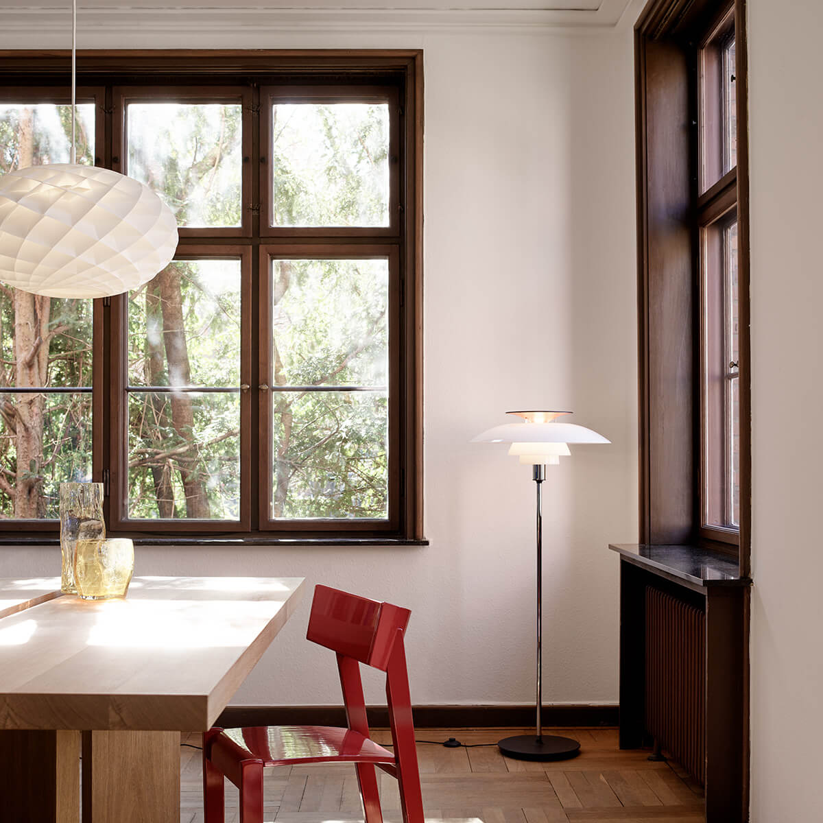 Louis Poulsen Patera Oval LED Pendelleuchte, weiß matt