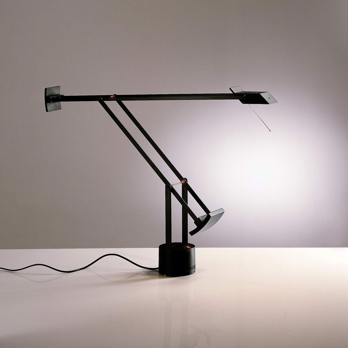 Artemide Tizio 35 Tavolo, schwarz Tizio 35 Tavolo