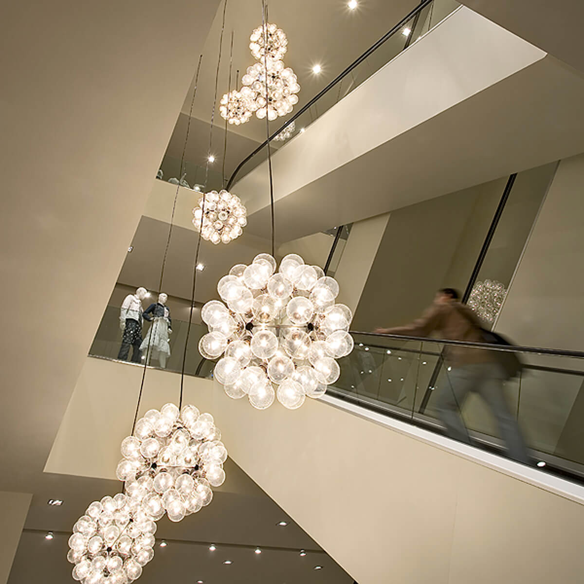 Flos Taraxacum 88 S Pendelleuchte, S1, Ø: 80 cm, Aluminium poliert