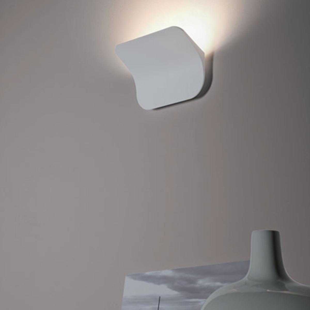 Rotaliana Tide W0 LED Wandleuchte 3000 K, weiß matt