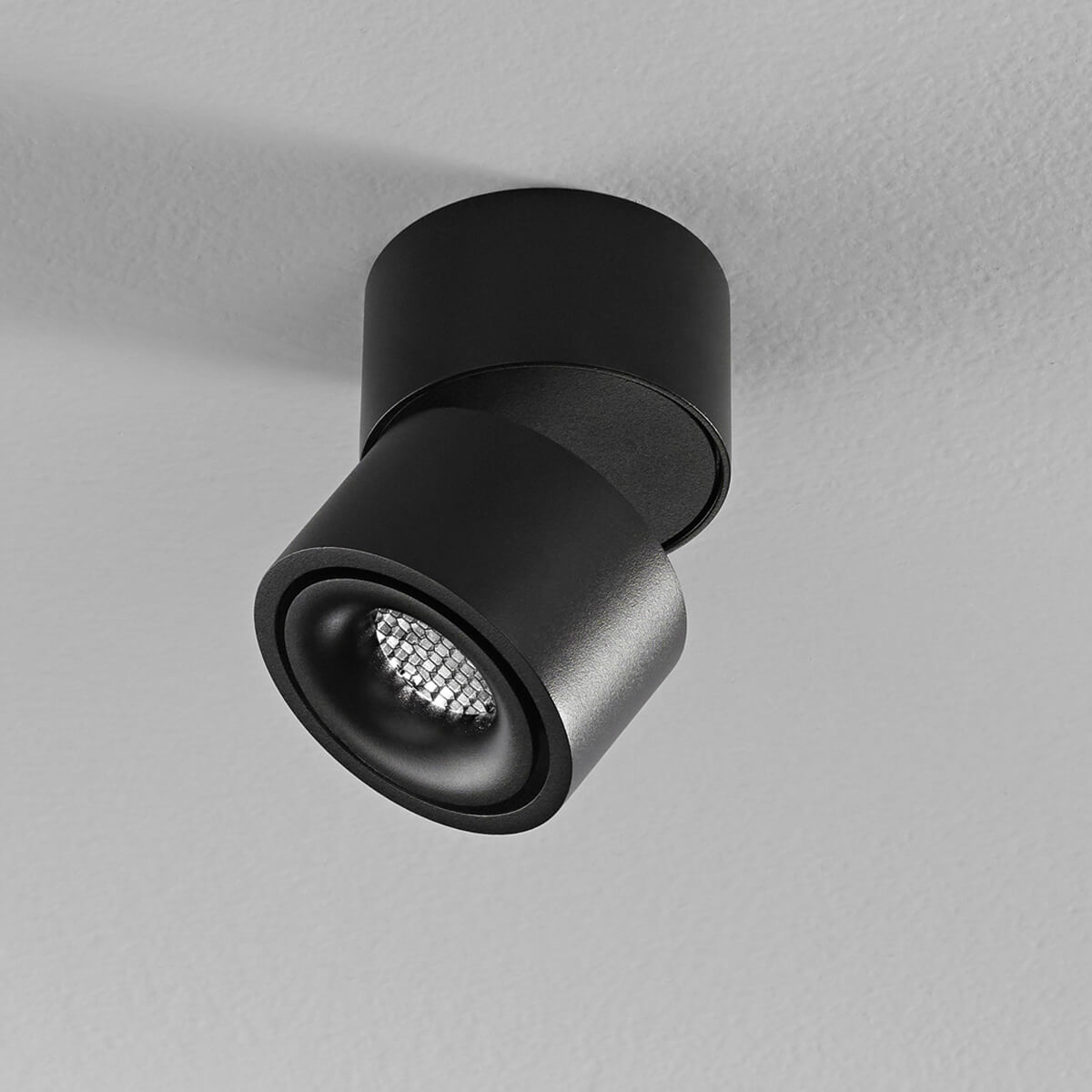 Egger Licht DLS Lighting Clippo Wabenraster, schwarz, eingesetzt in den Clippo LED Wand- / Deckenstrahler, schwarz (separat erhältlich)