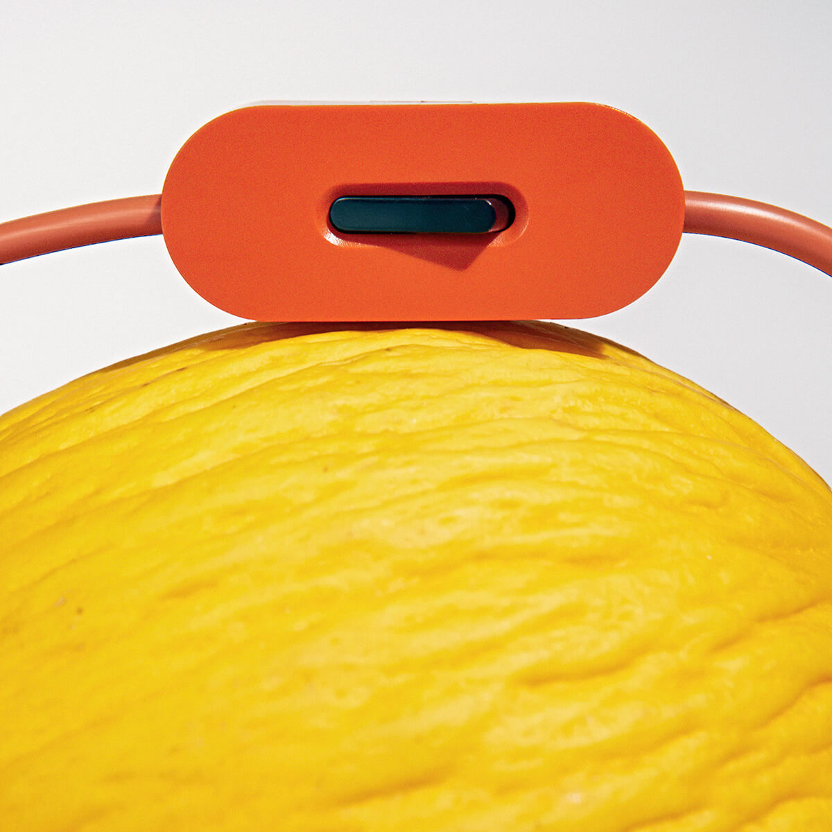 Flos Bilboquet Tischleuchte, Tomato (rot) (©Leonardo Scotti)