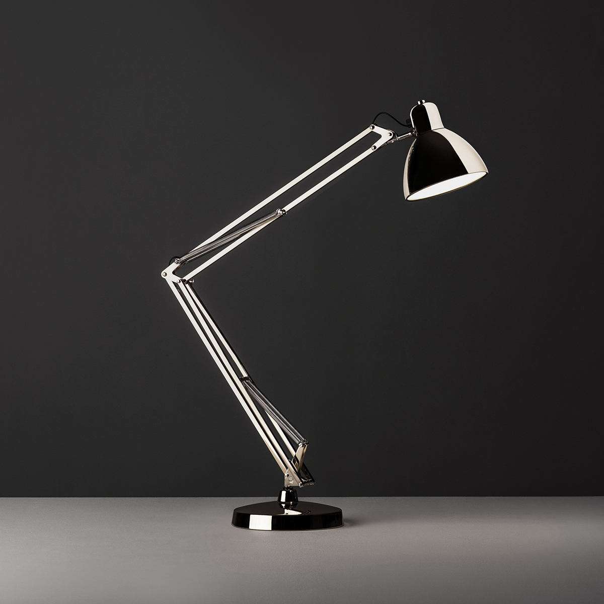 Fontana Arte Naska LED Tischleuchte, Chrom