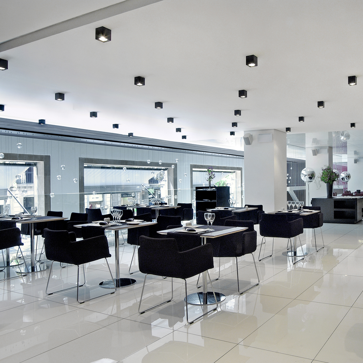 Milan Dau Spot Deckenstrahler, schwarz satiniert gebürstet