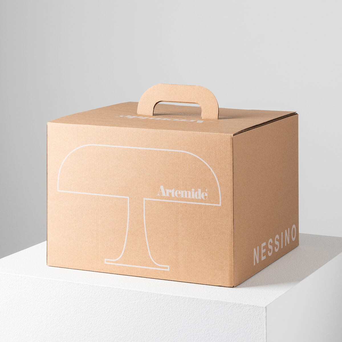 Artemide Nessino Tavolo, Verpackung