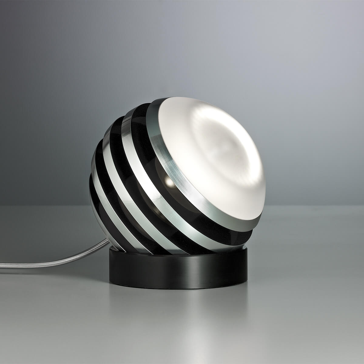 Tecnolumen Bulo LED Tischleuchte, Aluminium / schwarz