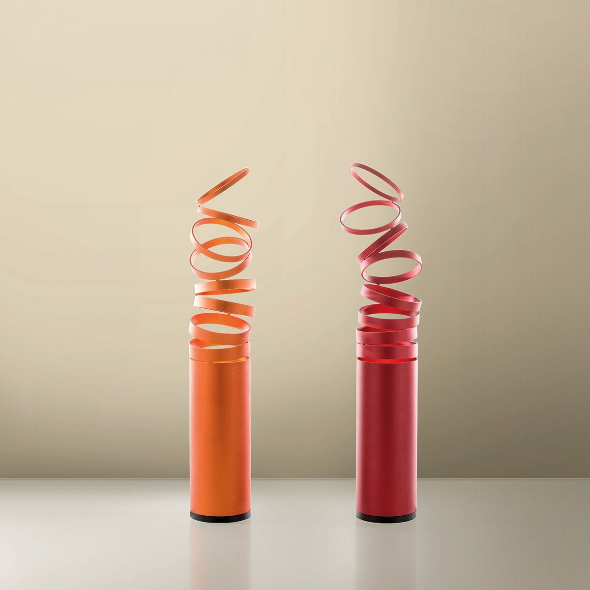 Artemide Design Decomposé Tavolo, orange und rot