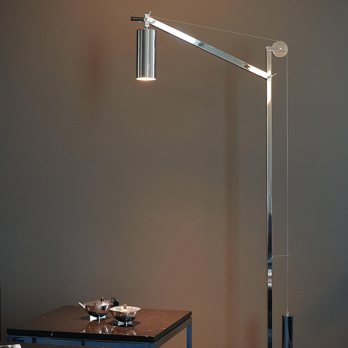 Tecnolumen BH 23 Bauhaus Stehleuchte, Metall vernickelt