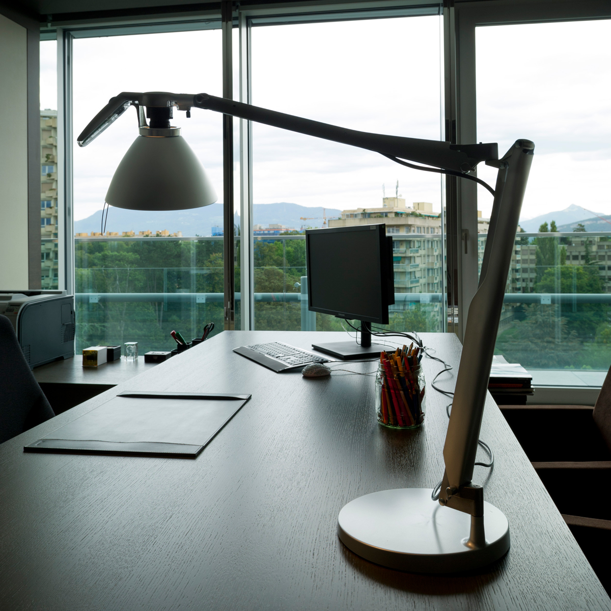 Luceplan Fortebraccio Tavolo mit Schalter, Aluminium