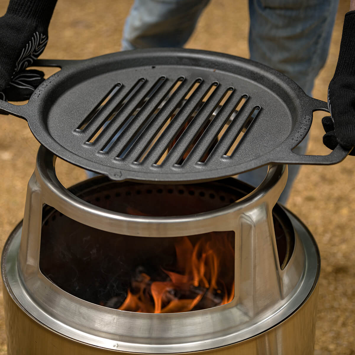 Ranger Gusseisen-Grillrost mit Aufsatz