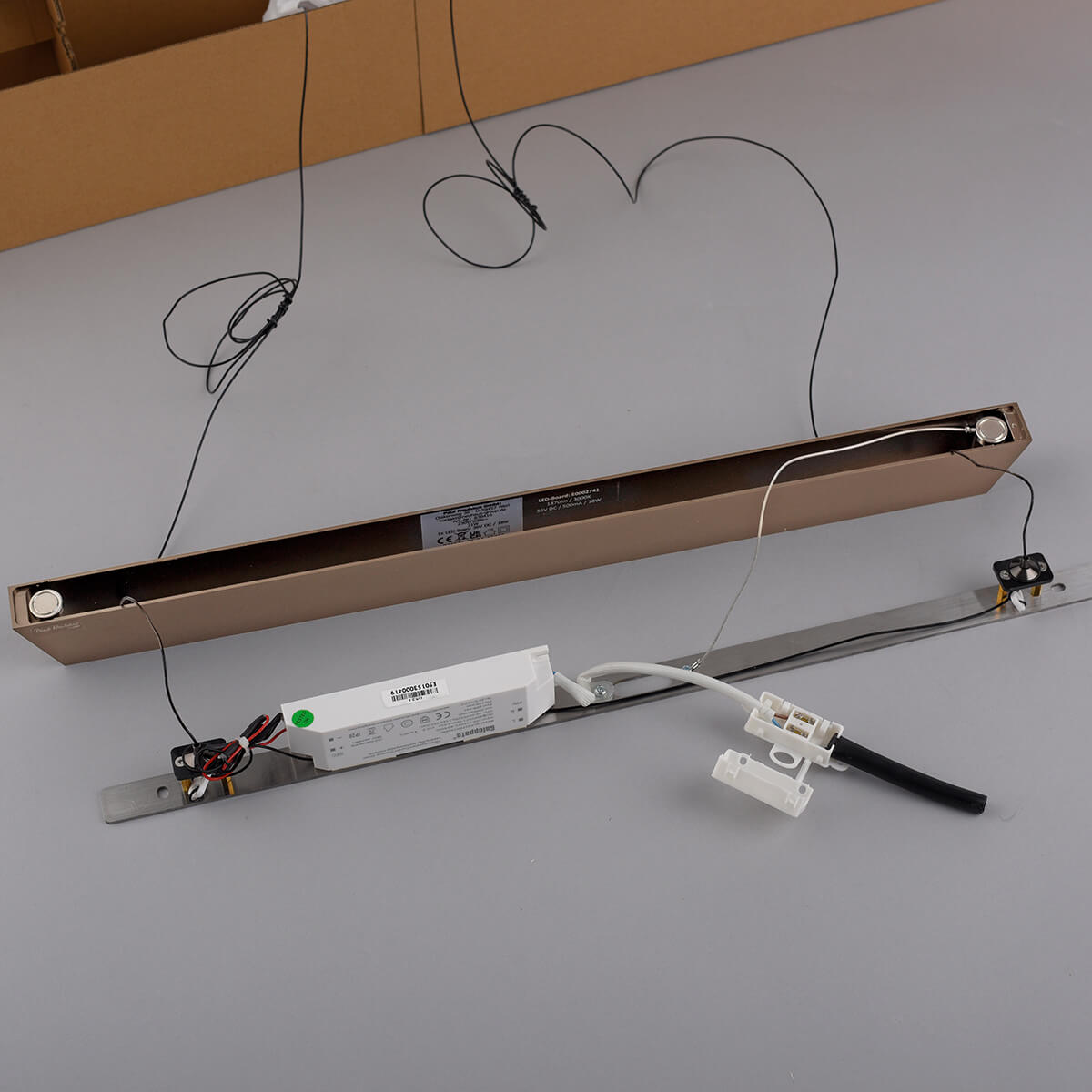 Neuhaus PURE Surface LED Pendelleuchte, Bronze, Baldachin