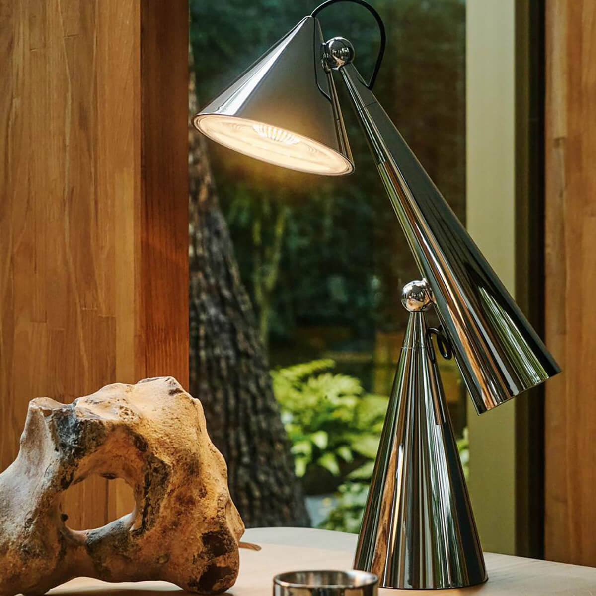 Pose Task Light LED Tischleuchte