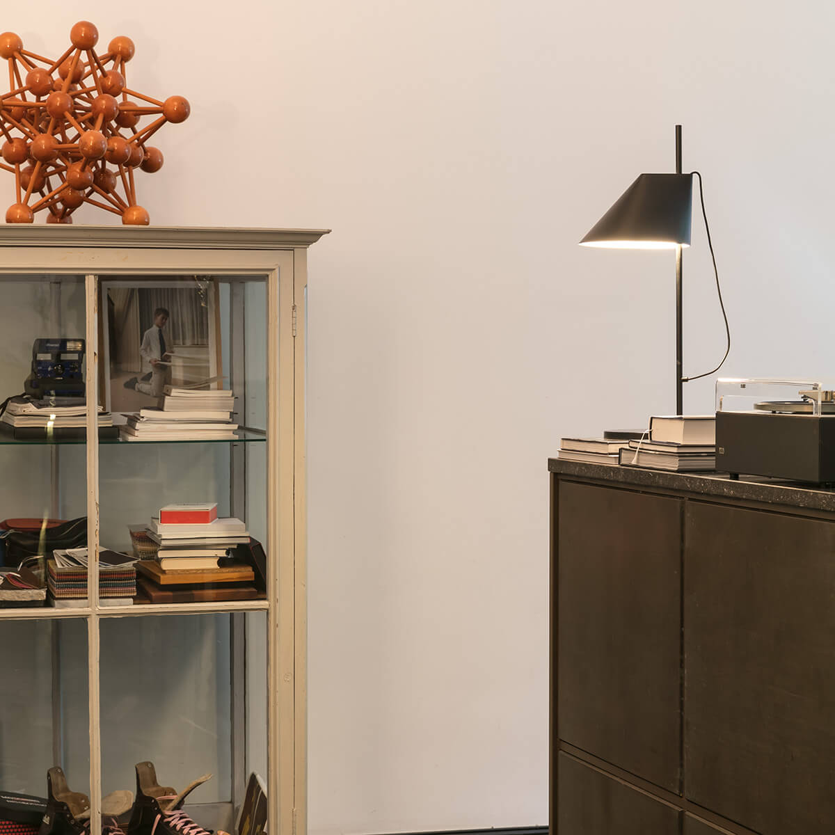 Louis Poulsen Yuh LED Tischleuchte, schwarz