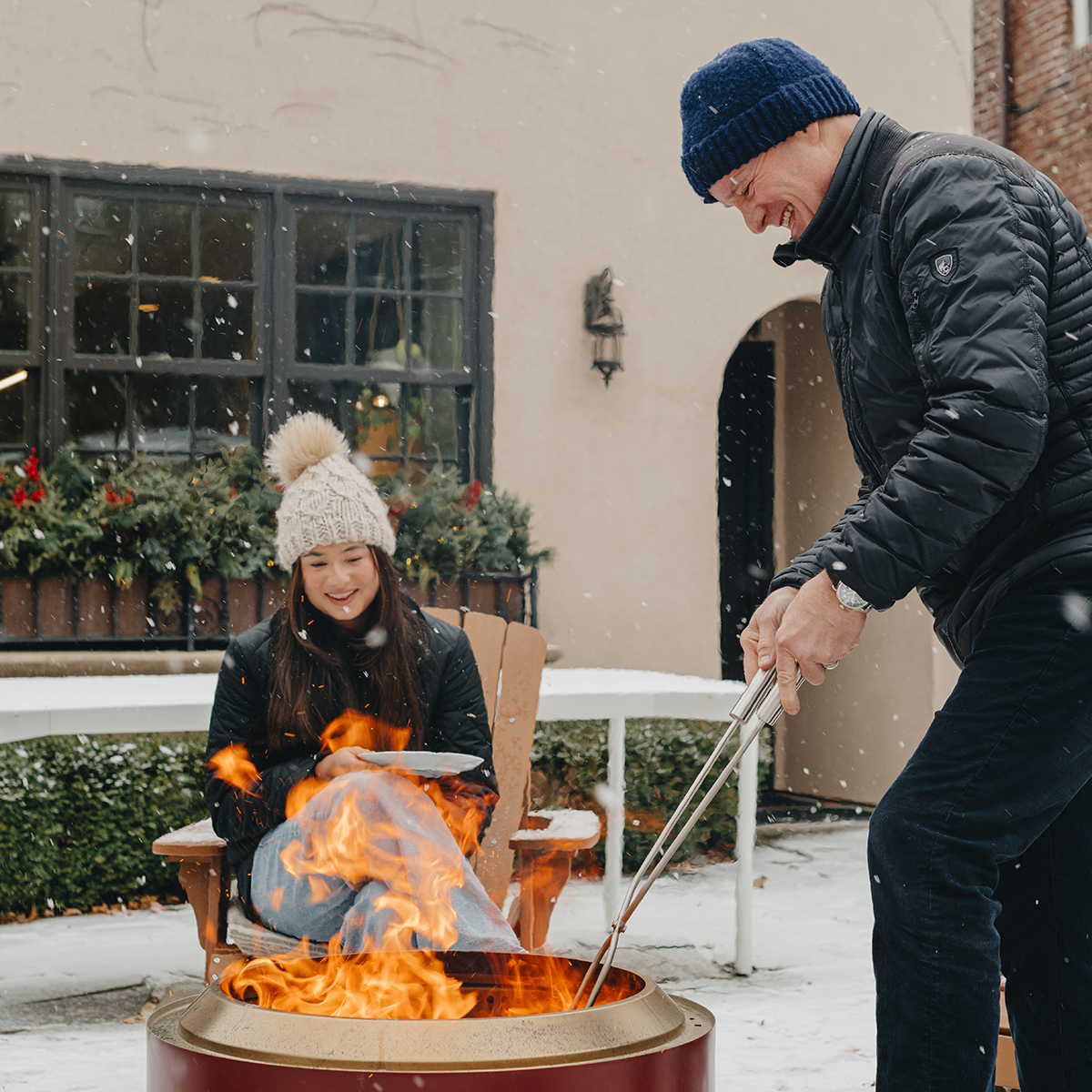 Solo Stove Yukon 2.0 Feuerschale mit Standfuß, Mulberry (rot)