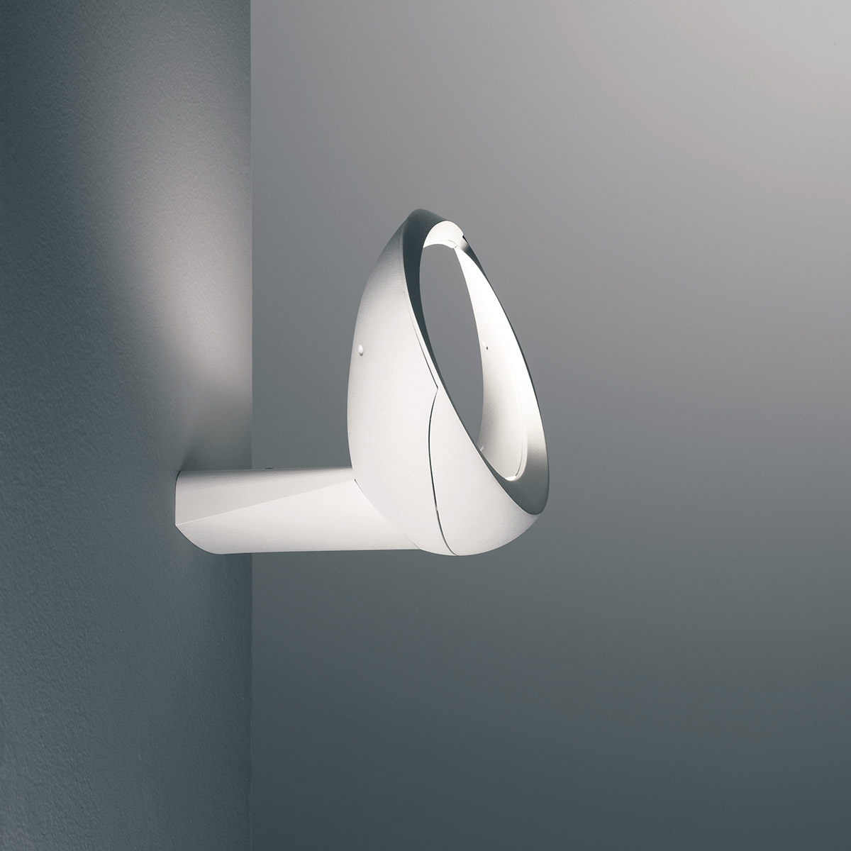 Artemide Design, Cabildo Parete LED, weiß, seitliche Perspektive