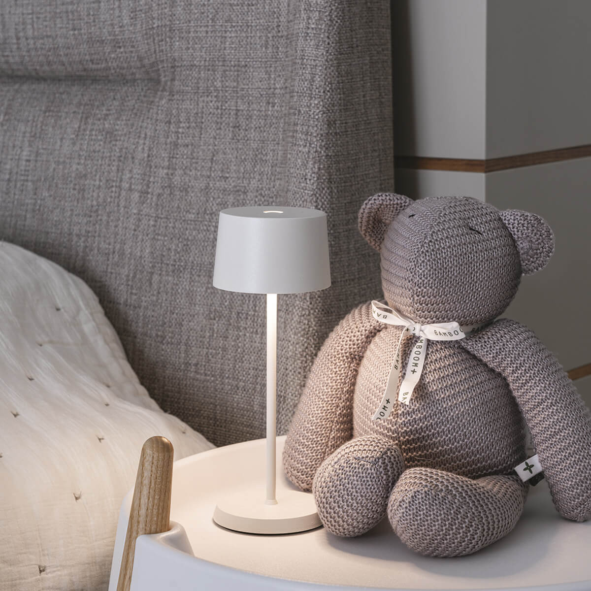 Zafferano AiLati Olivia Micro Pro LED Akkuleuchte, weiß