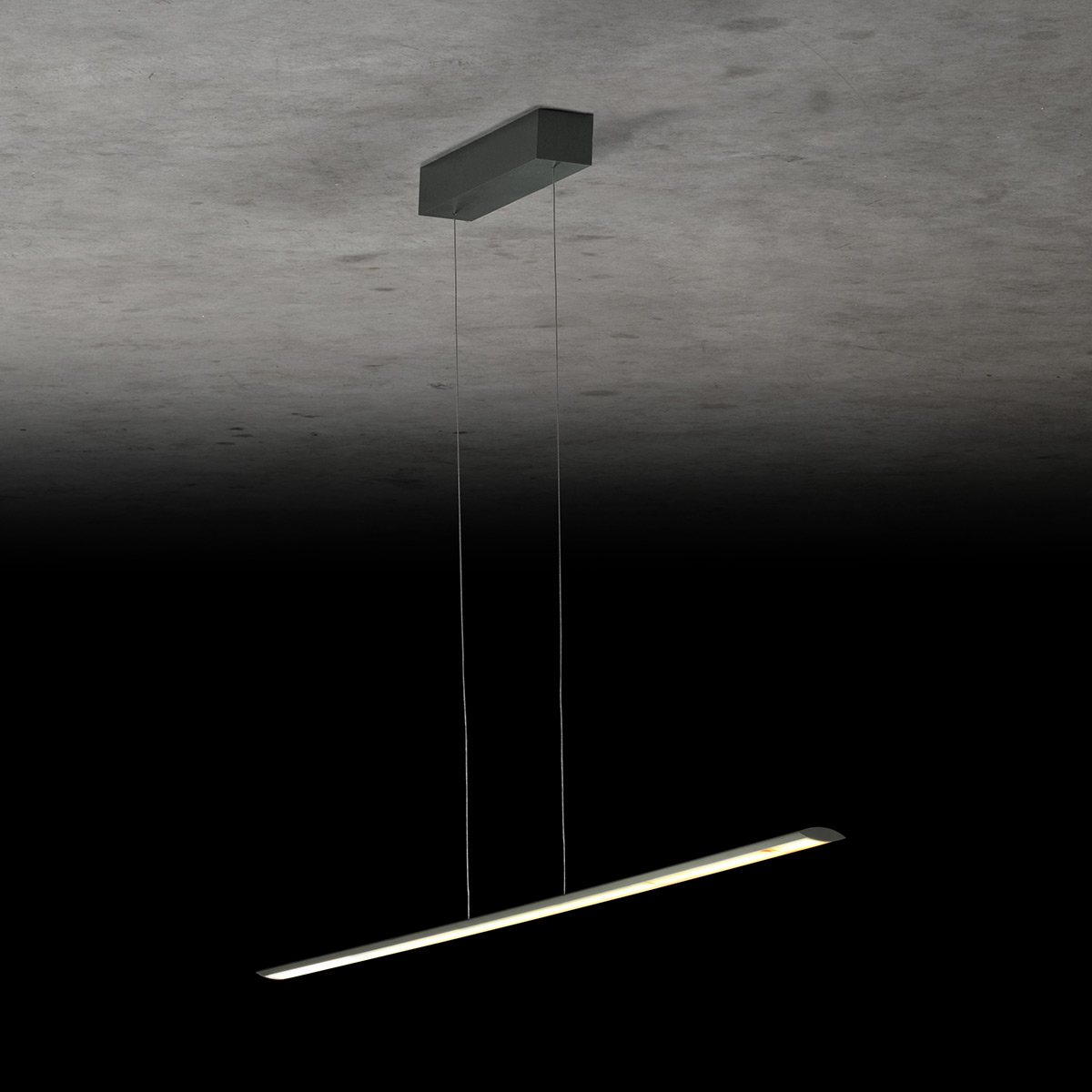 Holtkötter Epsilon RR LED Pendelleuchte, Länge: 123 cm, Platin