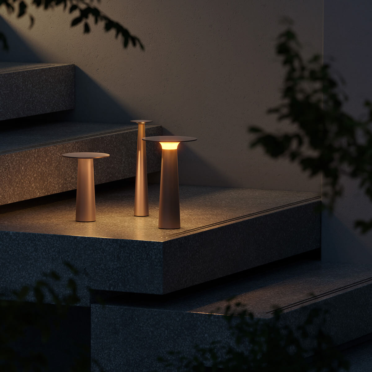 IP44.DE Lix LED Akkuleuchten-Familie, bright bronze (Bronze)