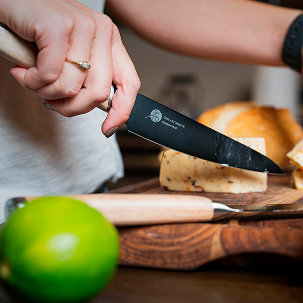 Kachel Messer Kachel Messer