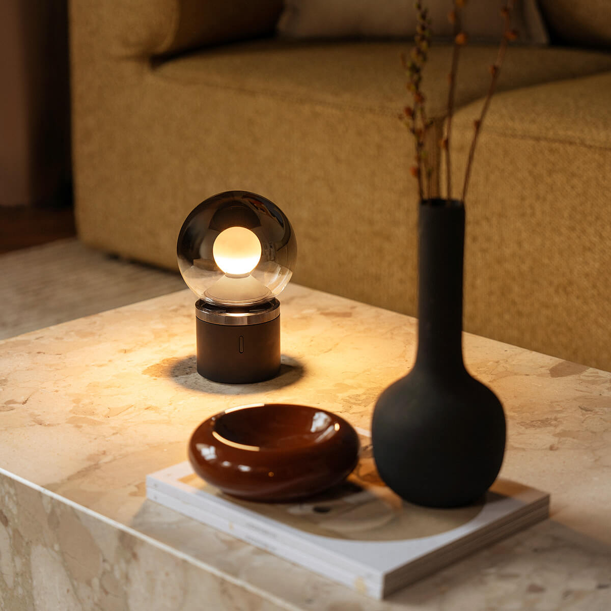 Occhio Luna pura LED Akkuleuchte, dark chrome