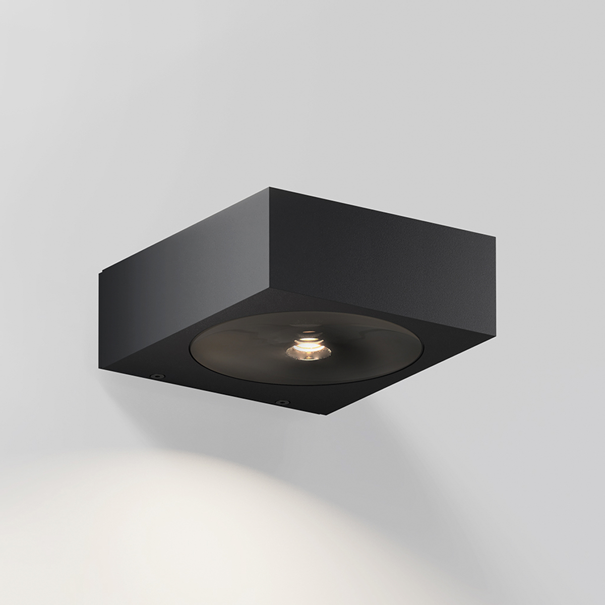 deep black (schwarz)