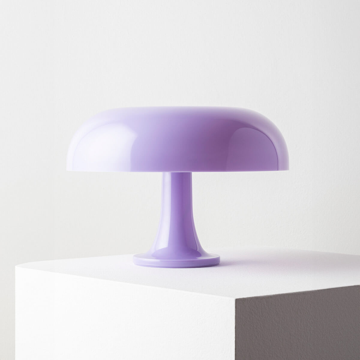 Lavender (fliederfarben)