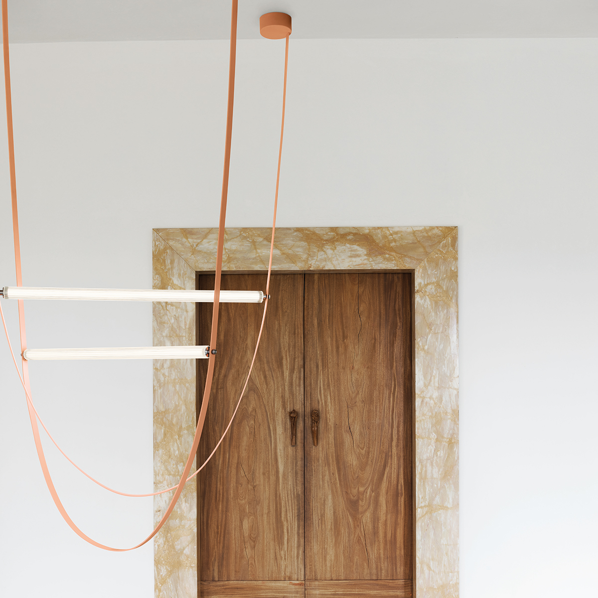 Flos Wireline LED Pendelleuchte, pink (©Tommaso Sartori)