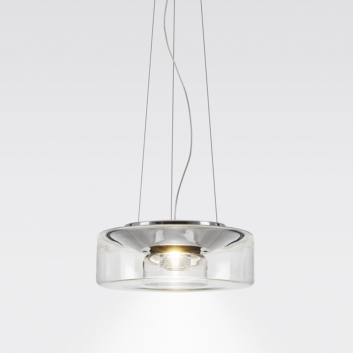 Serien.lighting Curling Suspension Rope M LED Pendelleuchte, 3000 K, Glas klar (©serien.lighting)
