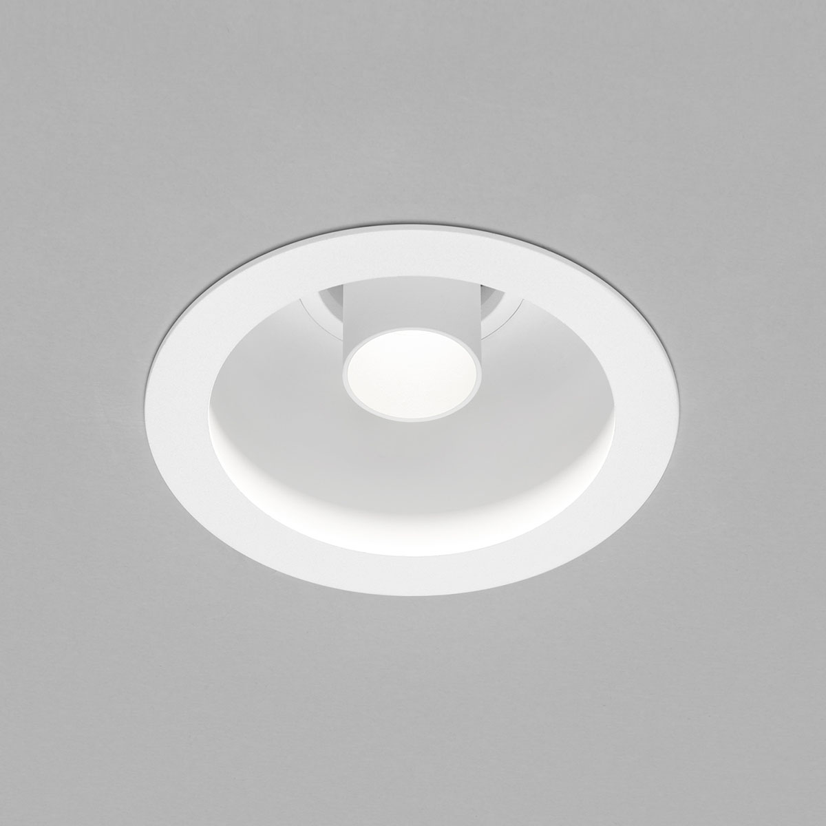Helestra Run LED Deckeneinbaustrahler, 1-flg., weiß, Spot: weiß
