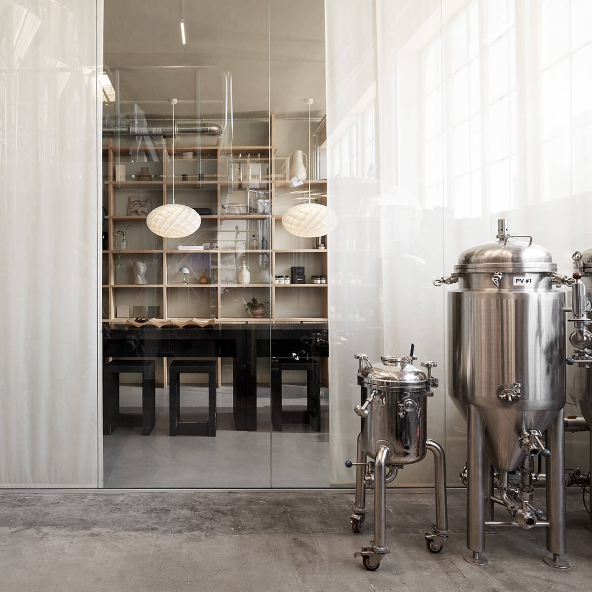 Louis Poulsen Patera Oval Pendelleuchte, weiß matt