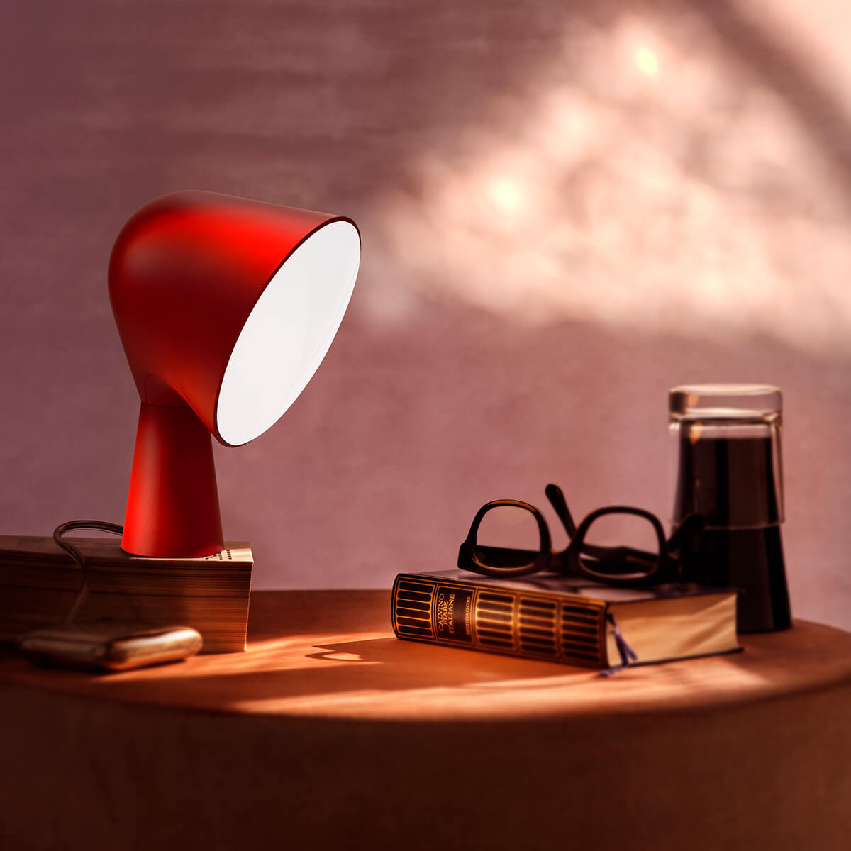 175-foscarini-binic-red-tavolo-special-edition-2000016-63-rot-ambiente-1200x1200 Foscarini Binic Red Tavolo Special Edition, rot matt