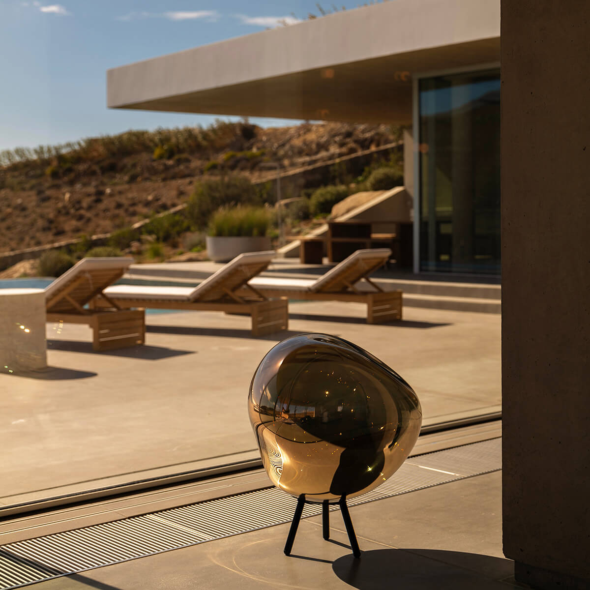 Tom Dixon Melt Large Portable LED Akkusteh- / Pendelleuchte, Gold