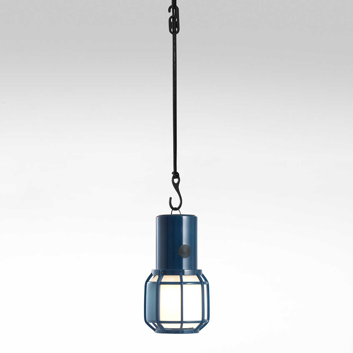 Marset Chispa LED Akkutisch- / Pendelleuchte, blau, Verwendung als Pendelleuchte (Seil und Haken inbegriffen)