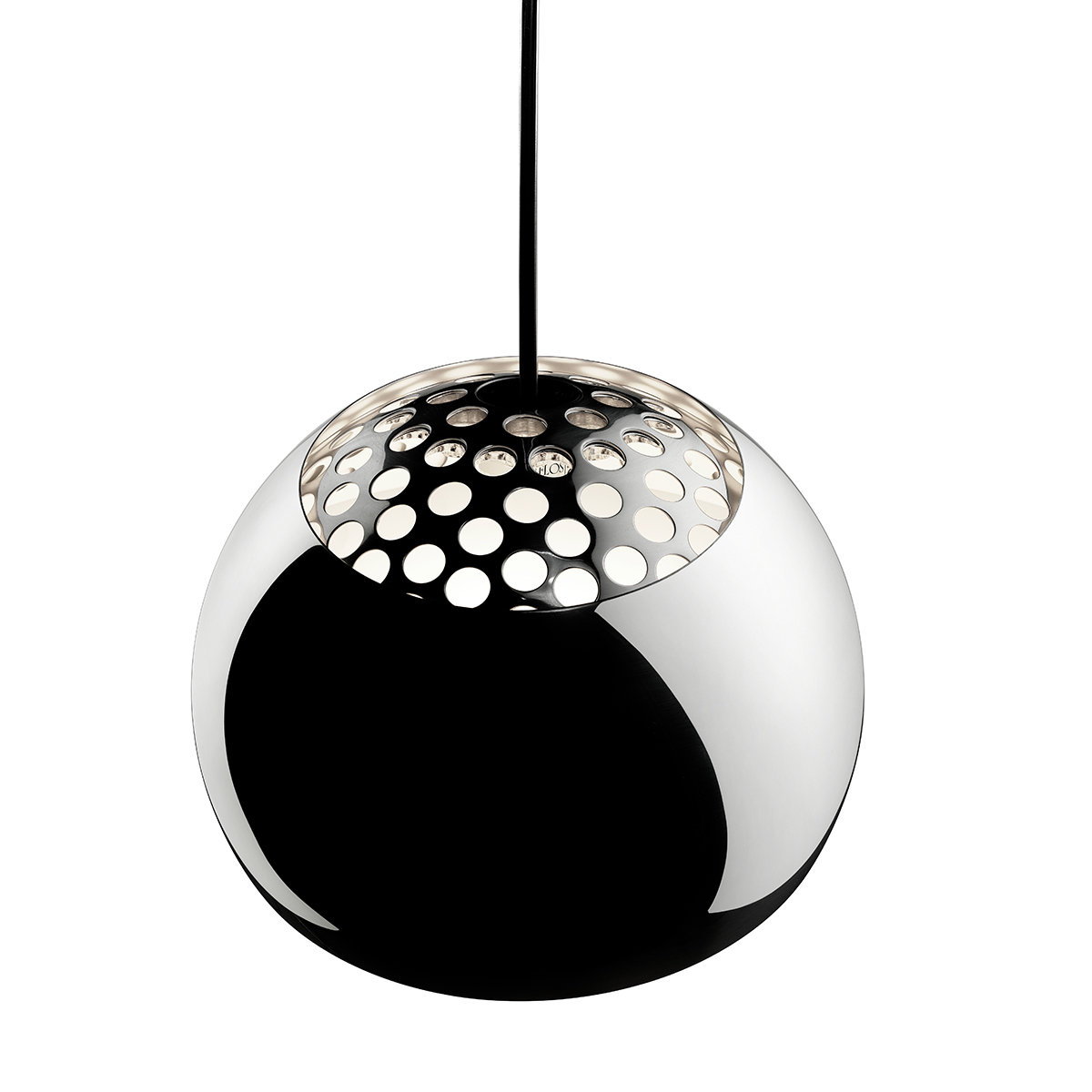 Flos Arco LED Bogenleuchte, Edelstahl, Sockel: Marmor, Leuchtenkopf aus poliertem Aluminium (©Piero Fasanotto)