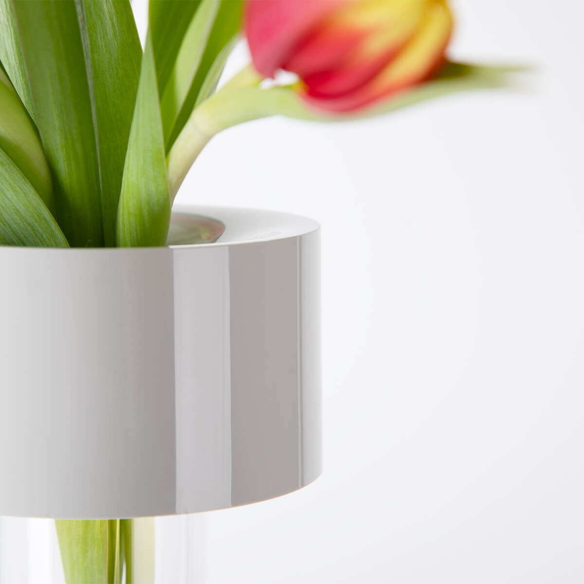 Foscarini Fleur LED Tavolo Akkuleuchte & Vase, bianco (weiß) (©Leuchtenland.com)