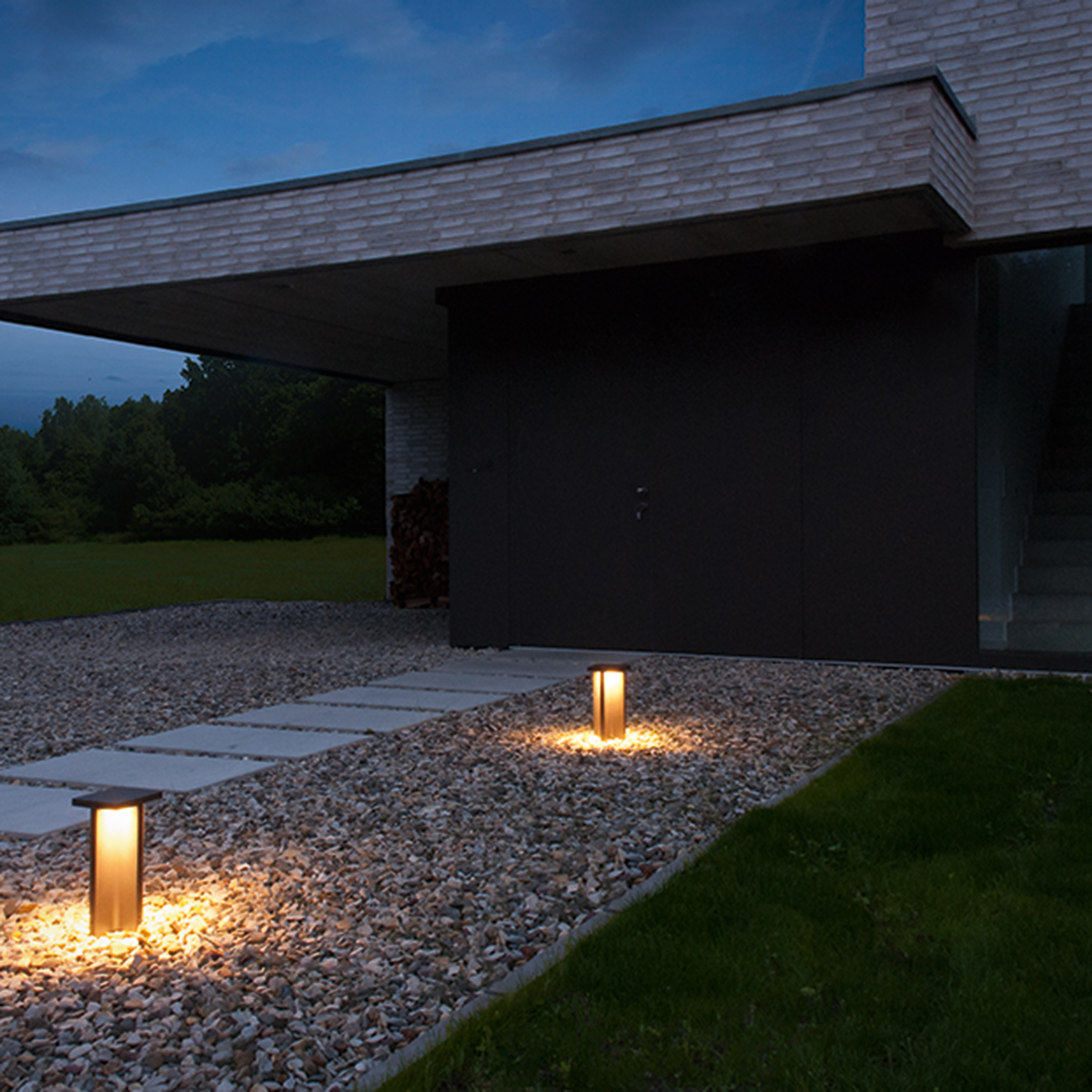 IP44.DE Mir X 30 LED Pollerleuchte, anthracite (anthrazit)