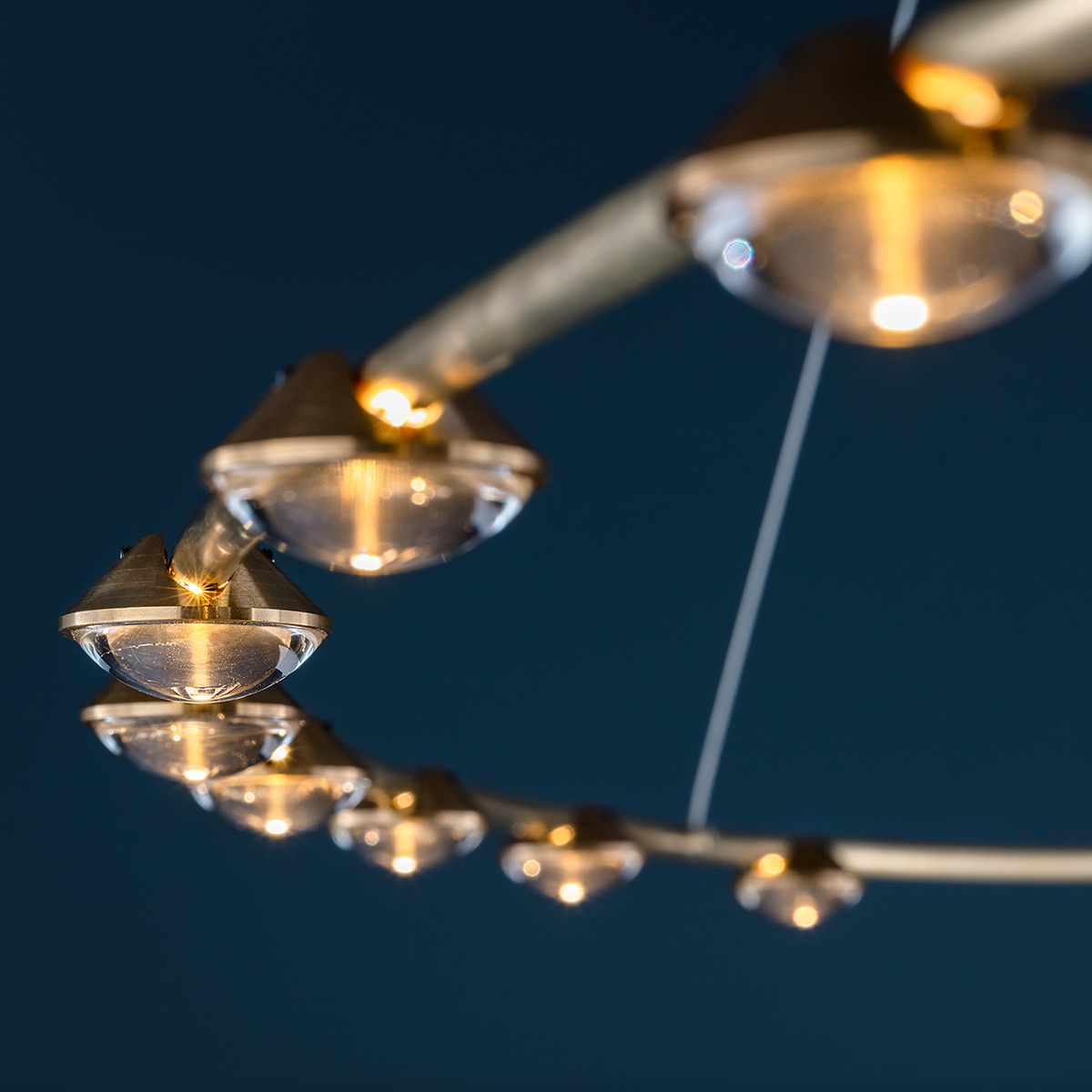 Catellani & Smith Petites Lentilles LED Pendelleuchte, Messing, Glaslinsen (Foto: Nava-Rapacchietta)