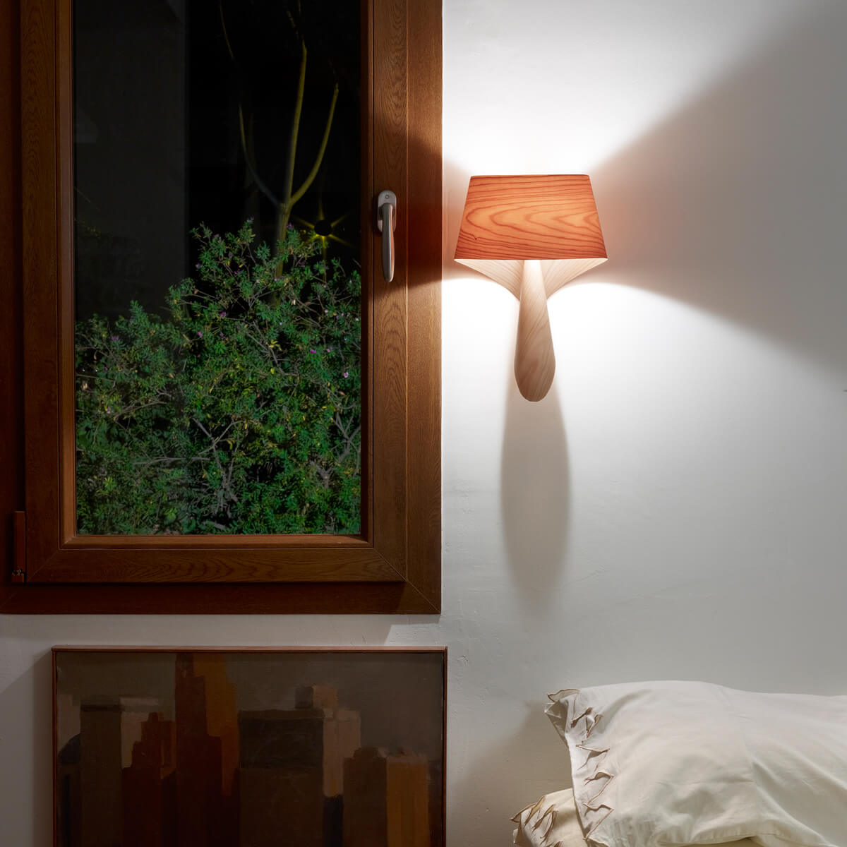 LZF Lamps Air Wandleuchte, Kirsche