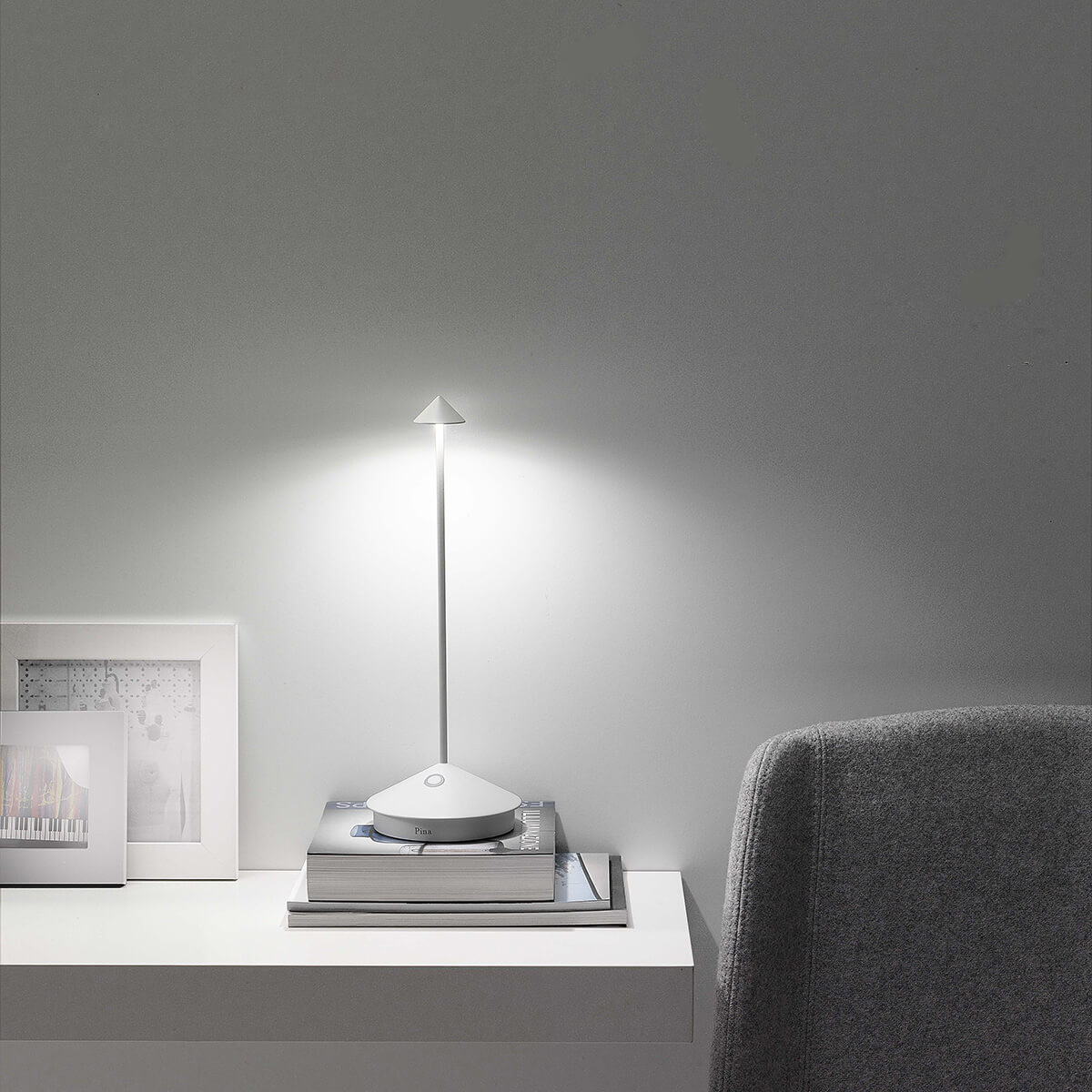 Zafferano AiLati Pina Pro LED Akkuleuchte, weiß