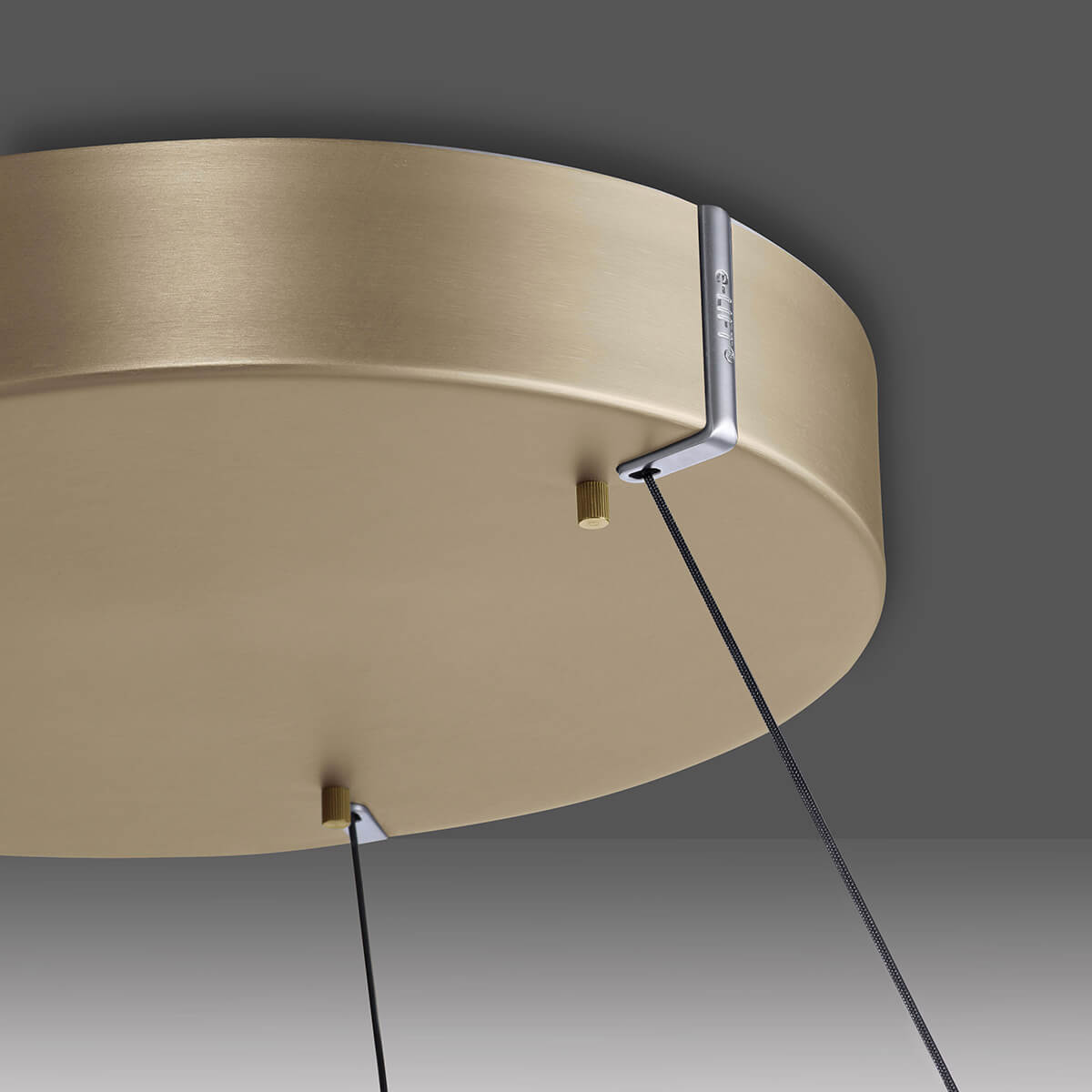 Neuhaus PURE E-Loop LED Pendelleuchte, Messing matt, Baldachin