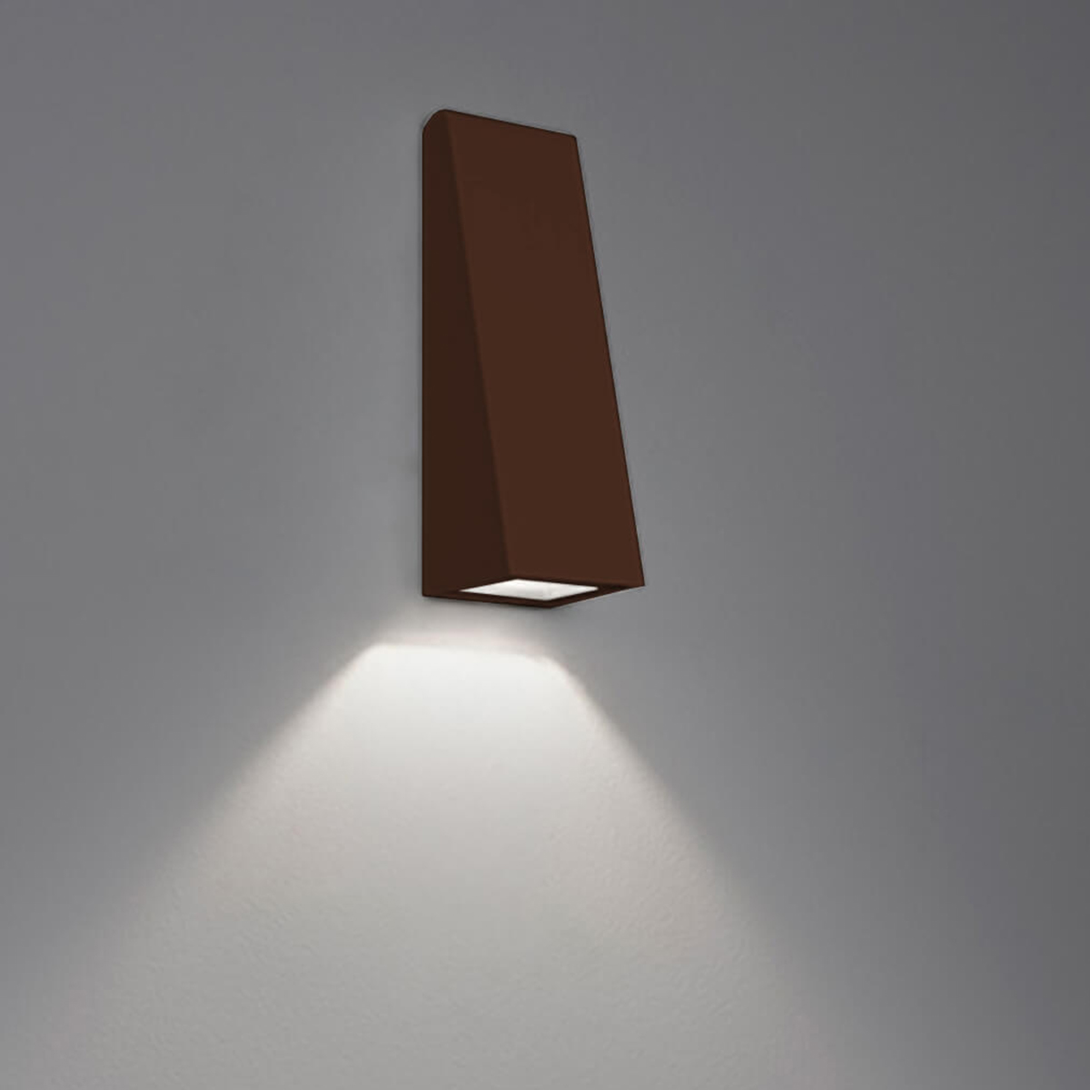 Artemide Outdoor Cuneo Mini LED Boden- / Wandleuchte, rostfarben
